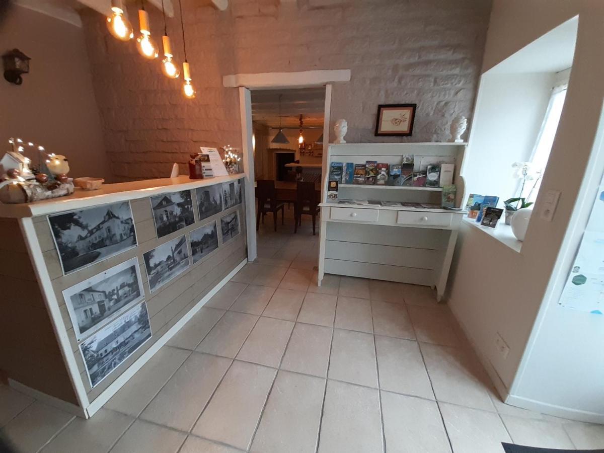 Le Domaine Des Papillons Otel Beaujeu-Saint-Vallier-et-Pierrejux Dış mekan fotoğraf