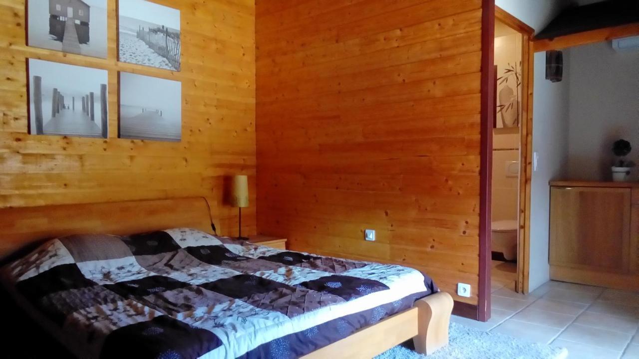 Le Domaine Des Papillons Otel Beaujeu-Saint-Vallier-et-Pierrejux Dış mekan fotoğraf